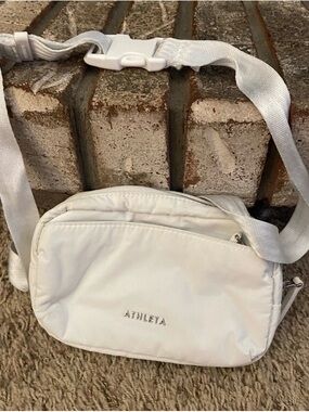 Athleta Cream White Crossbody Belt Bag